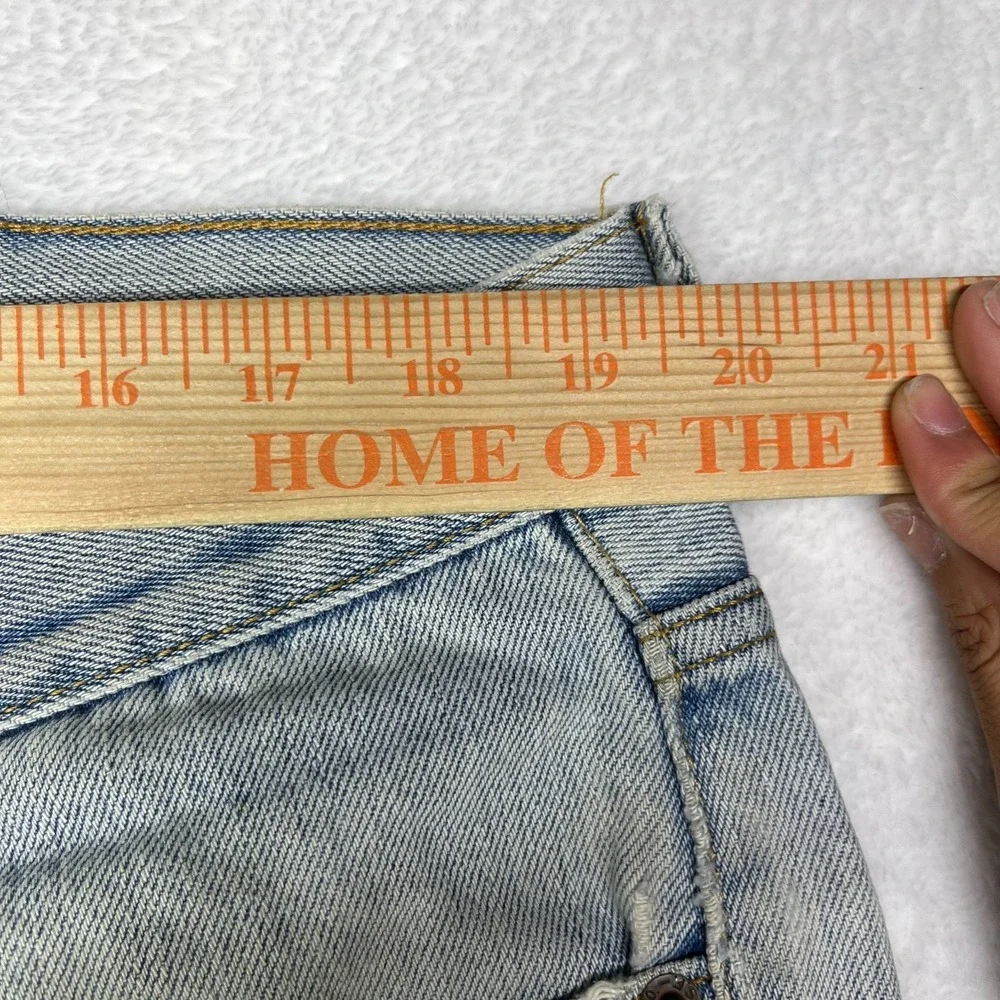 Levi's 550‎ Relaxed Fit Jeans Men's 39X30 Blue Denim Pockets Zip Fly - Flaws